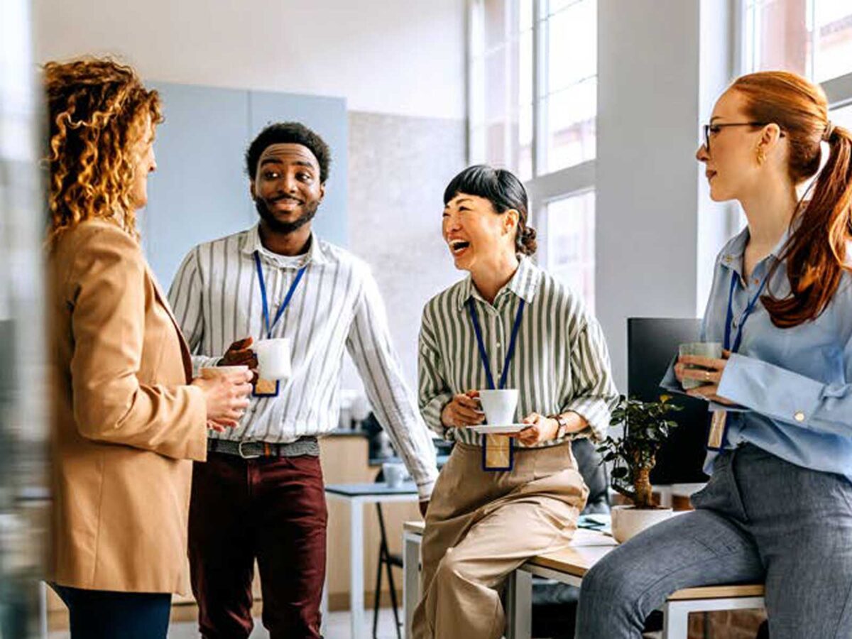 9 creative ways to recognize and reward employees