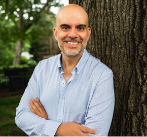 Omar Manejwala headshot